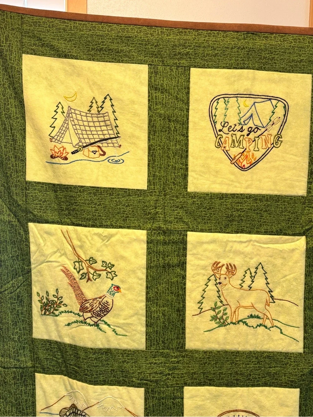 Handmade and Hand Embroidered Green & Cream Cabin-Themed Quilt 38x50